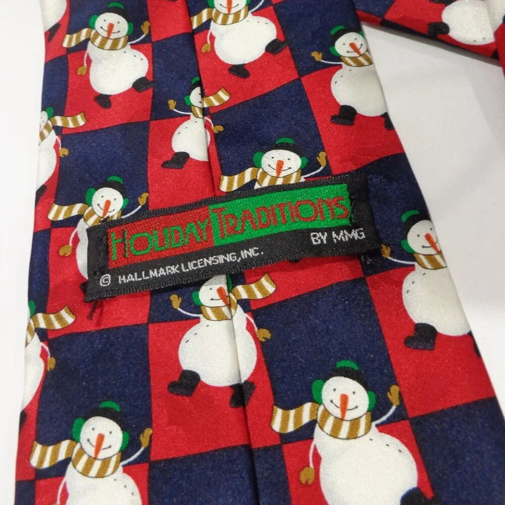 Holiday Traditions Hallmark Men's All Silk Necktie Snowman Holiday Christmas Tie